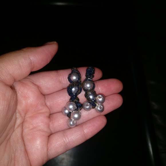 Jewelry - Picture 1 of 3